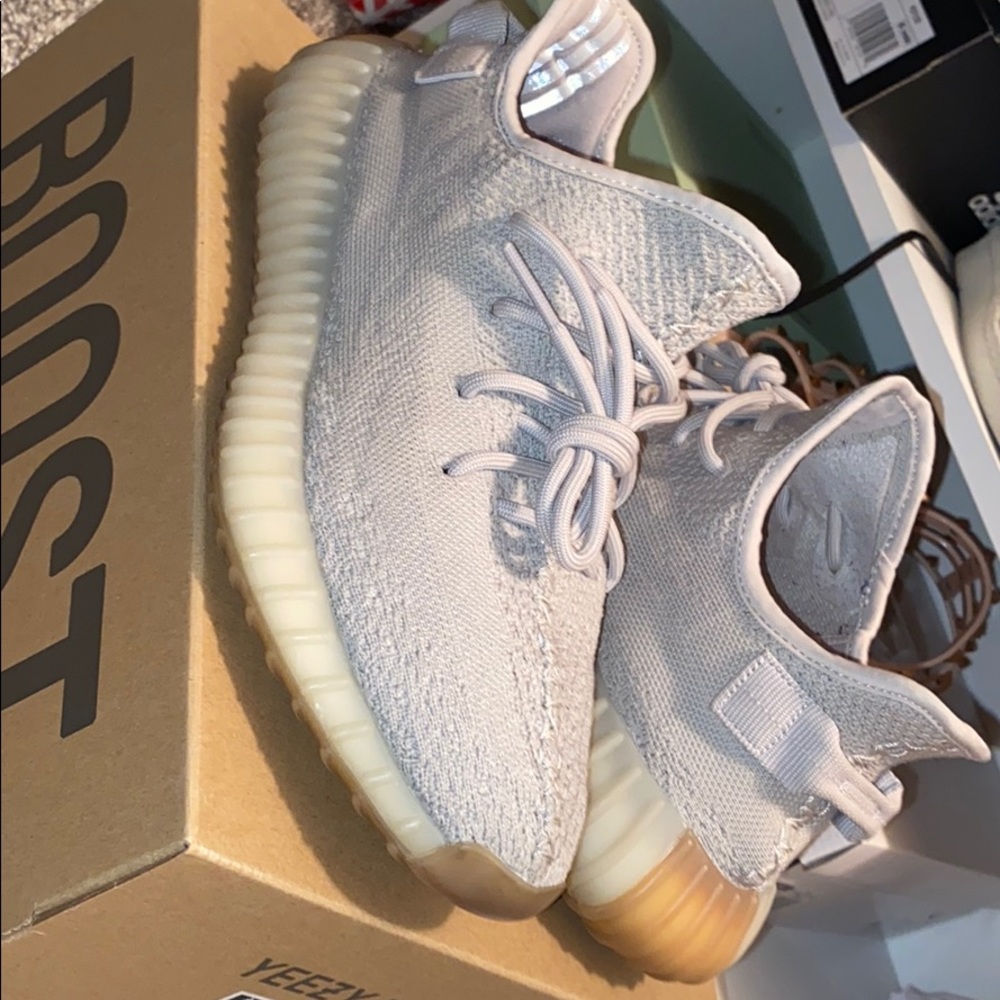 Sesame Yeezy size 9